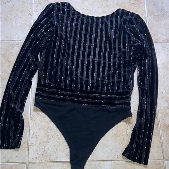 SUPERDOWN size M phyllis bodysuit - Picture 6 of 6